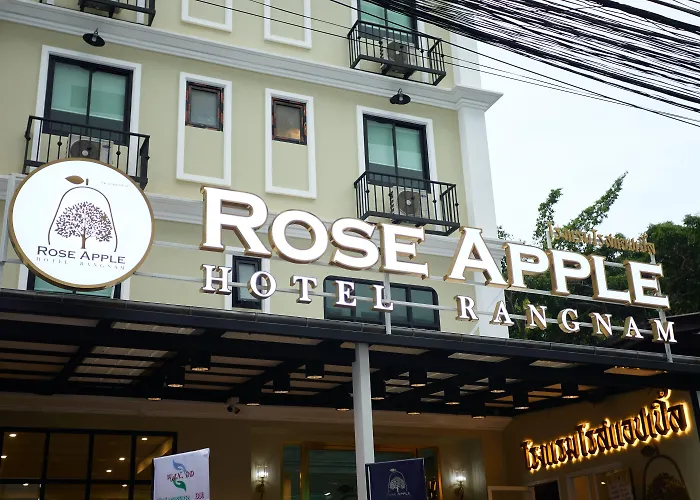 Rose Apple 3*
